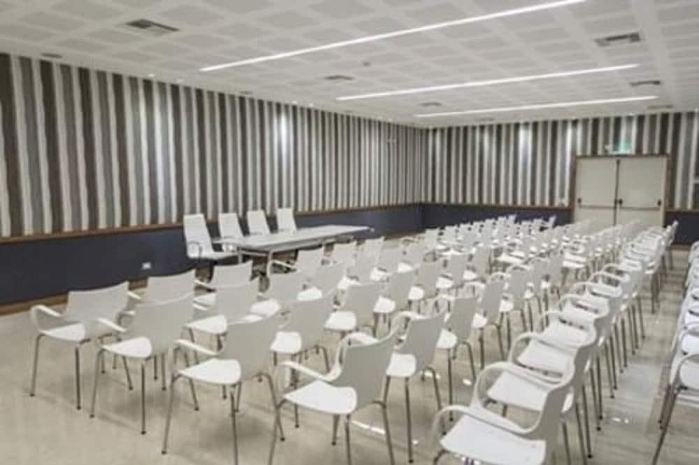 בואנוס איירס Hotel Metropolitano Supara מראה חיצוני תמונה